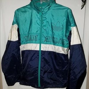 Adidas originals vintage windbreaker men’s M